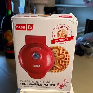 Ash Red Mini Waffle Maker